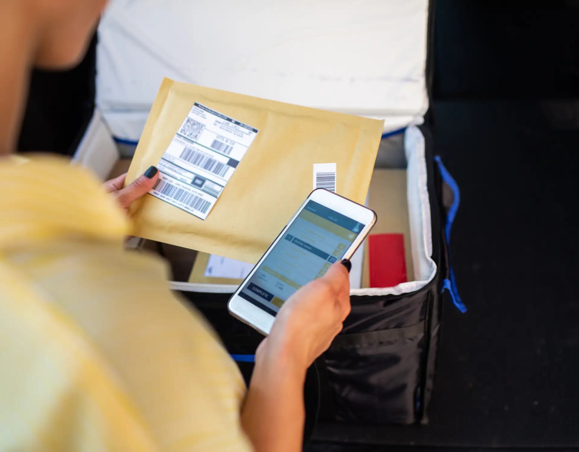 Package scanning with smartphone